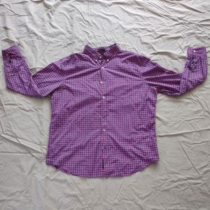 American Eagle long-sleeve plaid button down shirt